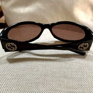Gucci | Accessories | Gucci Brown Sunglasses Gg Logo On  display picture 2